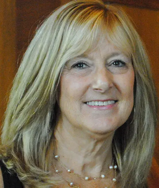 Lynn Farwell